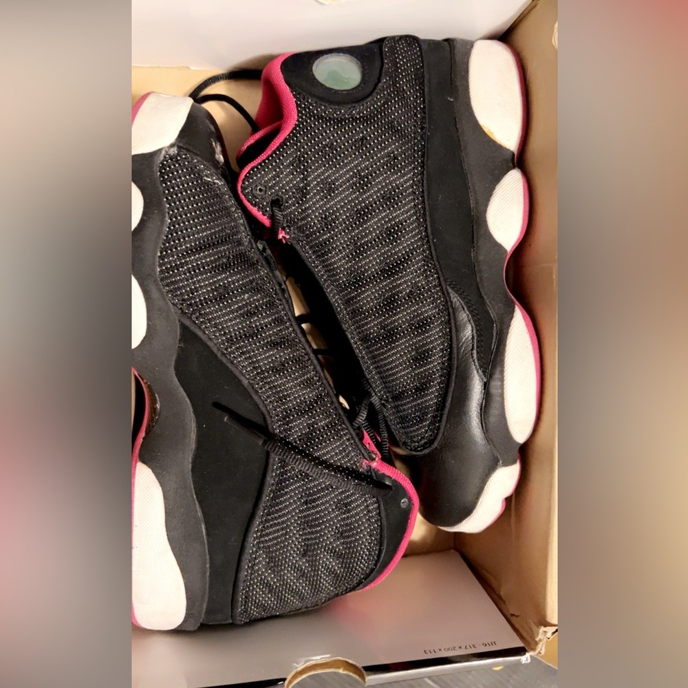 Girls Air Jordan 13s, Black, cherry & white, size 7